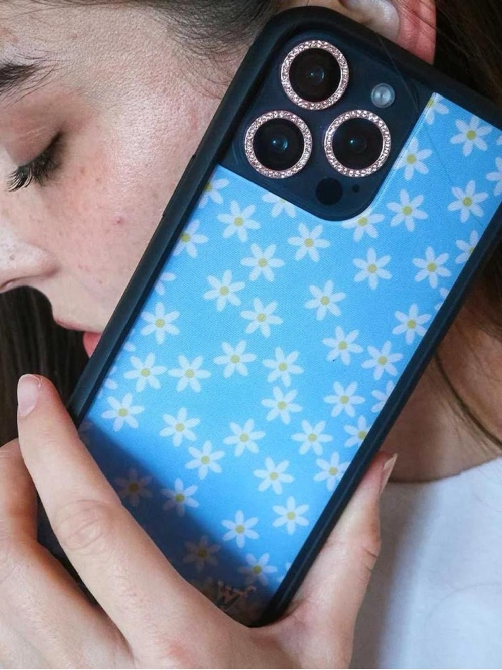 Wildflower Blue Daisy iPhone 15 Pro case